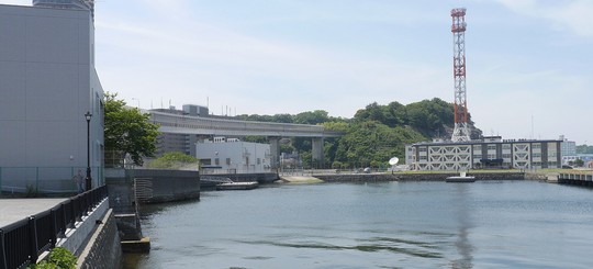 201905261244 横須賀本港左から w1024 P1480180.jpg